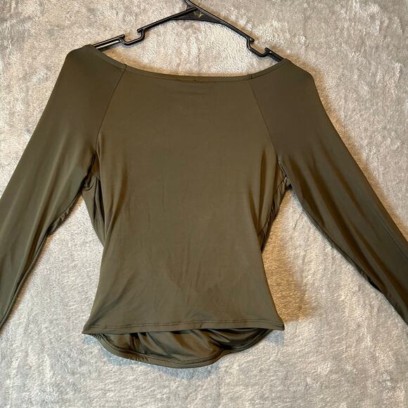 Express Body Contour Surplice V-Neck Ruched Shirt Size Medium Olive Green New - Picture 7 of 7